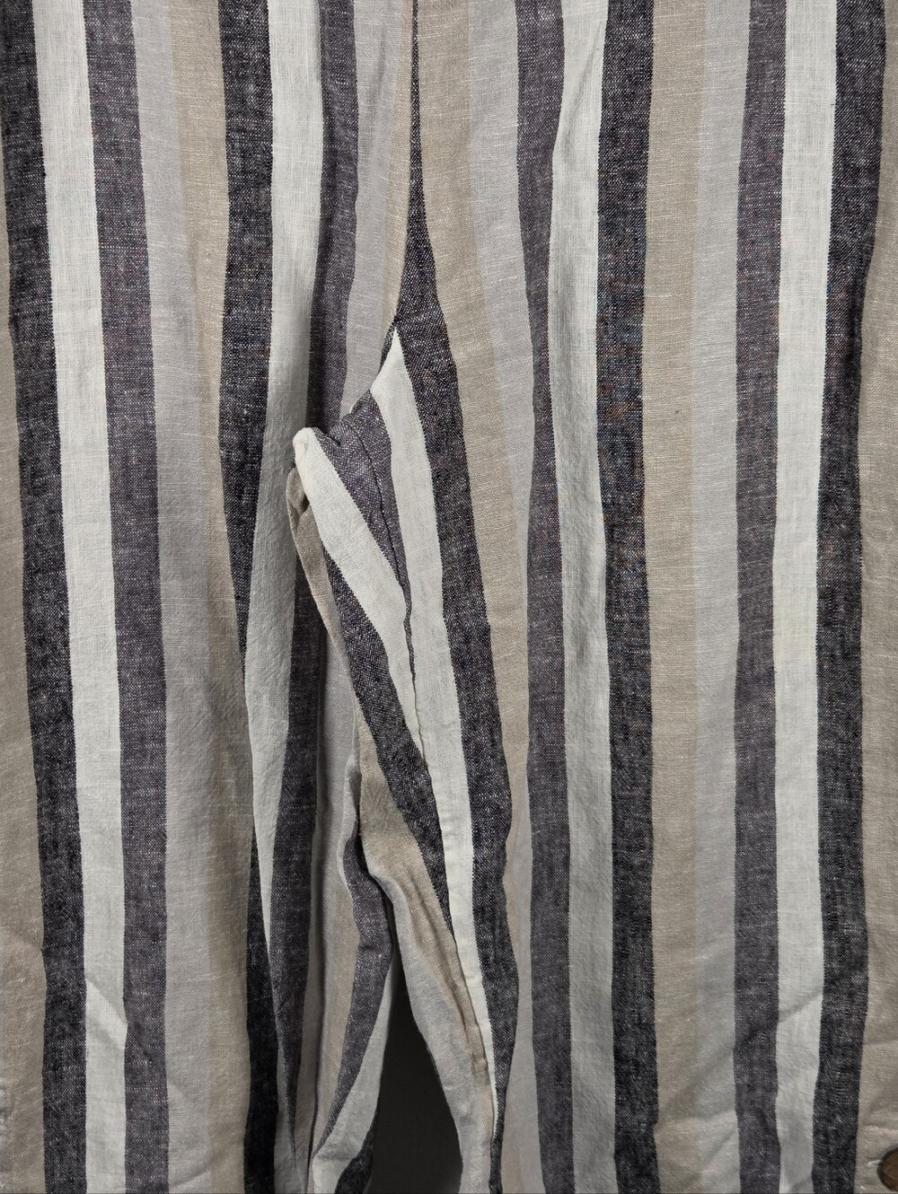 naturals d&co. Women's Size Small Striped Linen Blend Shorts—Beige, Black, Cream - Picture 3 of 9